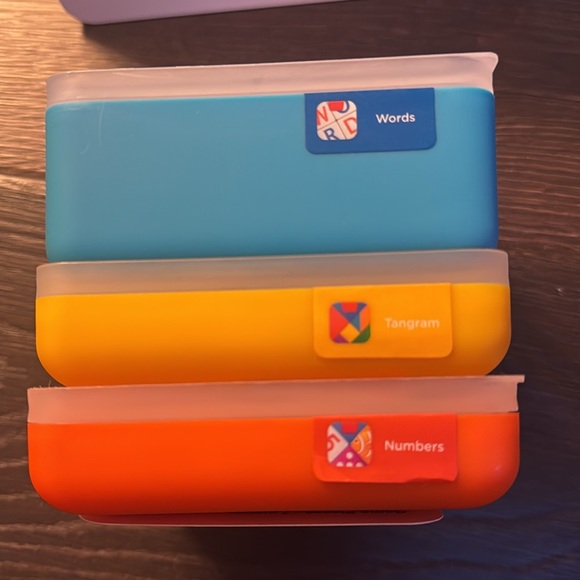 Osmo Genius Kit Fire Tablet Base & 3 Hands-on Games learning computer game - Picture 2 of 3